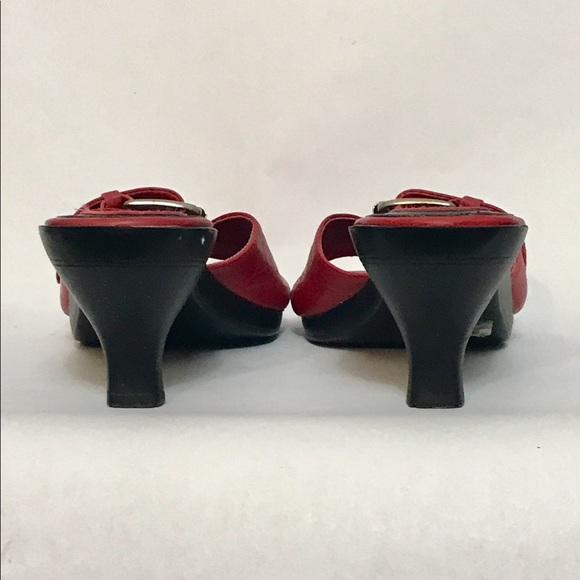 Chico’s Austin Red Heels Size 8 - Picture 3 of 7